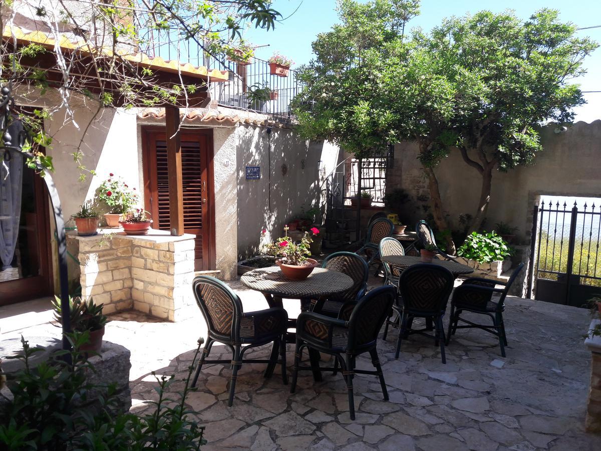 Camere Di Ulisse Erice Εξωτερικό φωτογραφία